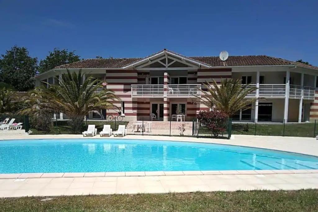 Maison 3 Chambres Avec Piscine Proche Plage Soulac-sur-Mer Exterior photo